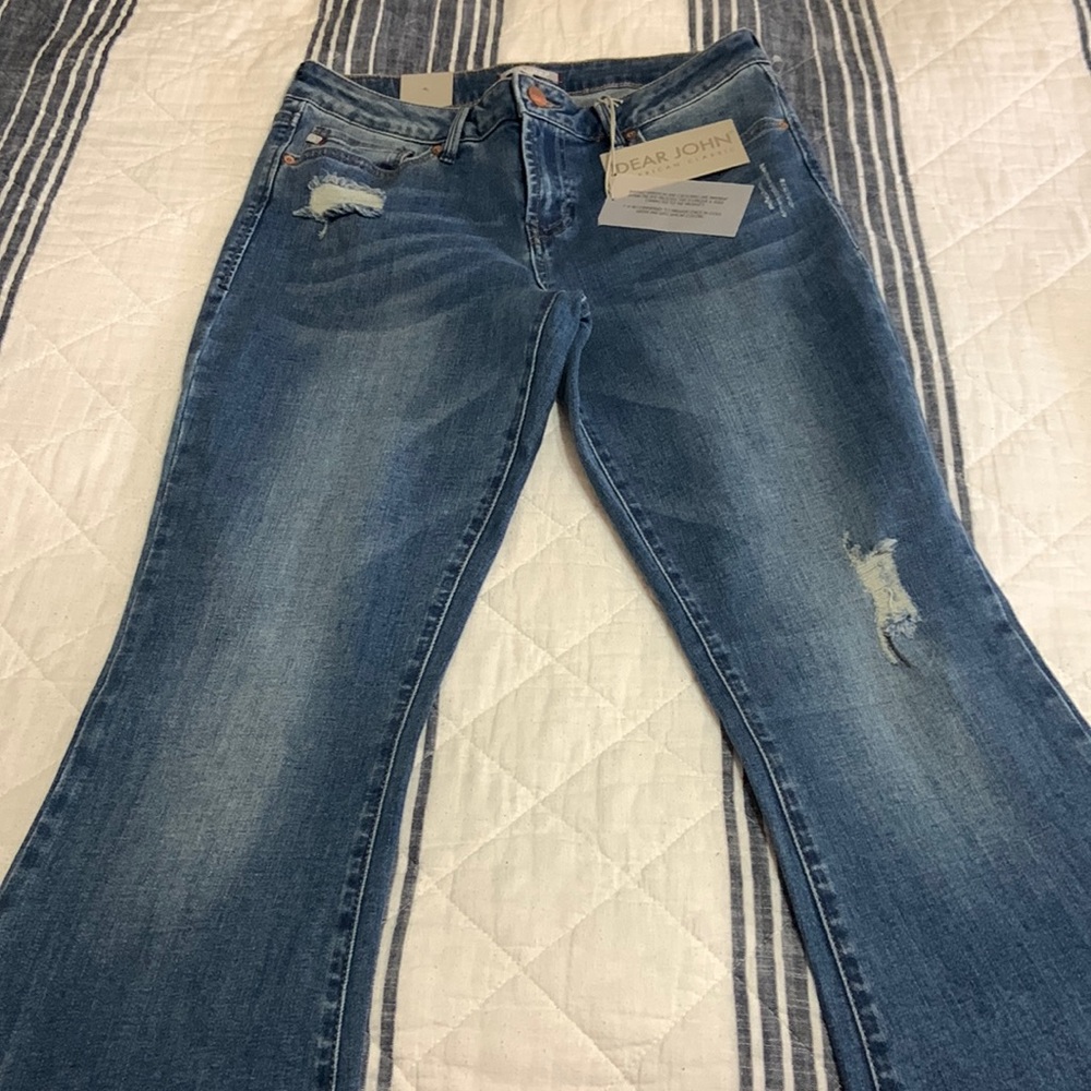 Dear John NWT Boot Cut Jeans SZ 28